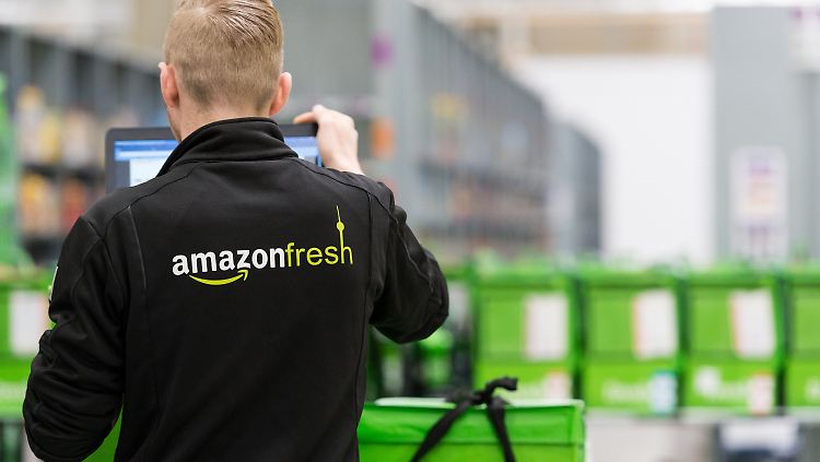 Für Würstchen, Kartoffelsalat und Gänsebraten muss man vorher sorgen.