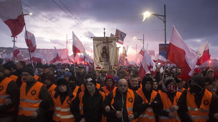 Das Motto der Demonstration in Warschau: "Wir wollen Gott".