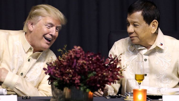 Donald Trump beurteilt die Gespräche mit Rodrigo Duterte als "sehr erfolgreich".