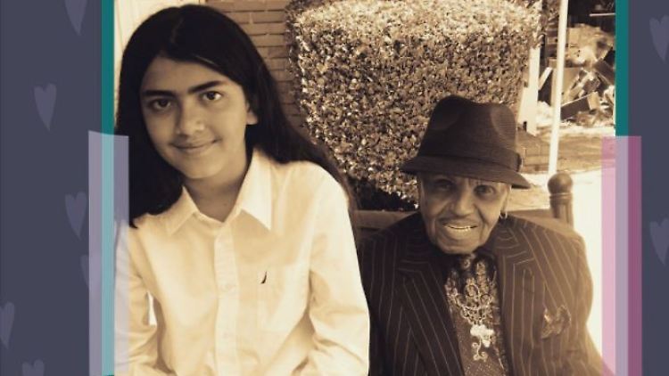 Joe Jackson hat den ein oder anderen Ratschlag für seinen Enkel Blanket, der sich jetzt Bigi nennt.