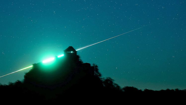 Dieser Meteor, ebenfalls grünlich, wurde im November 2015 in Ungarn gesichtet.