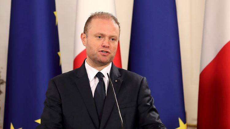 Joseph Muscat gehört den Sozialdemokraten an und ist seit März 2013 maltesischer Premierminister.