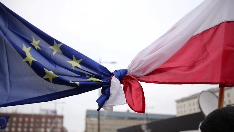 Deutschland will die Vergabe von EU-Mitteln künftig an die Einhaltung von Rechtsstaatlichkeit knüpfen.