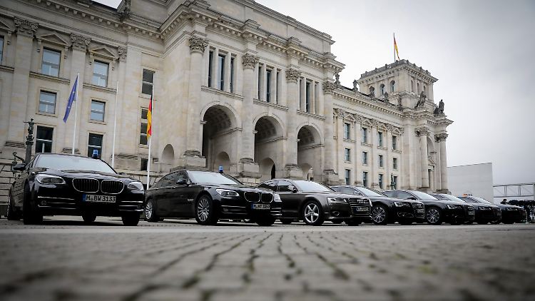 Die große Runde kommt am Nachmittag zusammen.