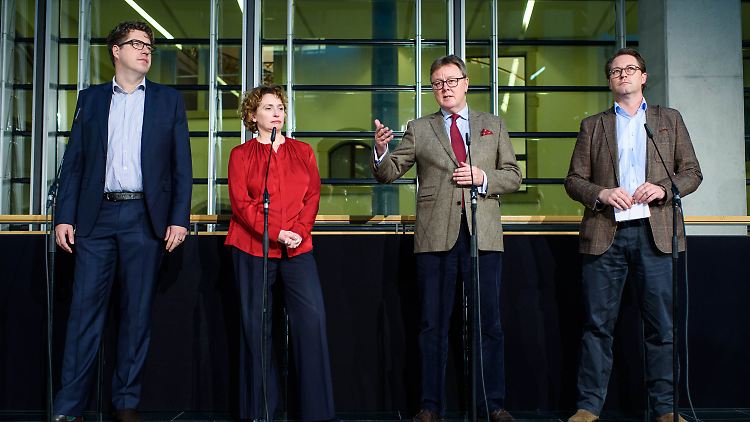 Michael Kellner von den Grünen (v.l.),  Nicola Beer (FDP),  Michael Grosse-Brömer von der CDU und Andreas Scheuer (CSU).