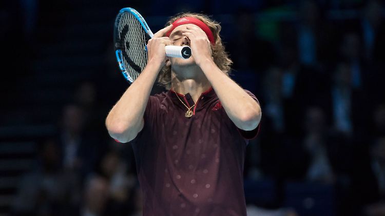 Alexander Zverev hat das Halbfinale der Tennis-Weltmeisterschaft verpasst.