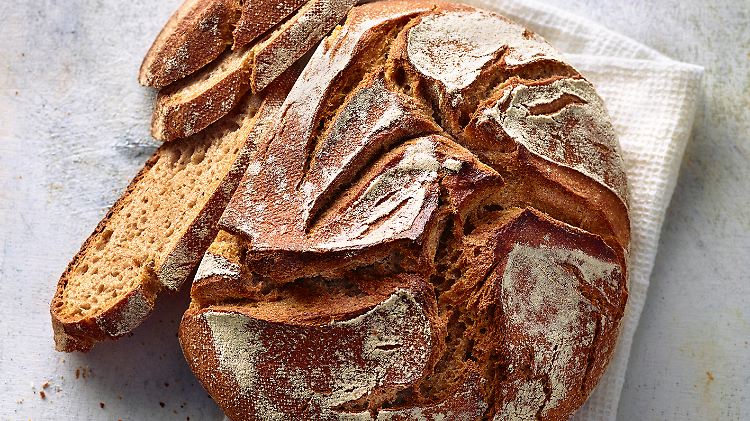 "Kräftig im Geschmack und mit Biss", schreibt Lutz Geißler zu seinem Weizenvollkornbrot.