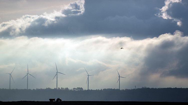 Unter anderem Windräder lieferten reichlich Strom.