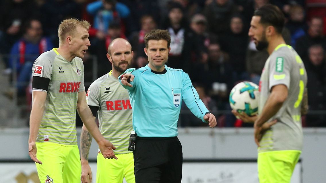 Elfmeter für Mainz. Jetzt wissen wir: Felix Brych war schlecht beraten.
