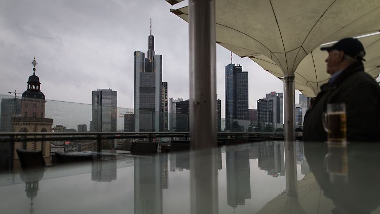 Lange Gesichter in Bonn und Frankfurt: Deutschland geht beim Umzug der beiden EU-Behörden EMA und EBA leer aus.