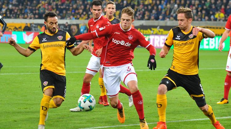 Dem 1. FC Kaiserslautern ist in der 2. Fußball-Bundesliga ein Überraschungserfolg gegen die SG Dynamo Dresden gelungen.