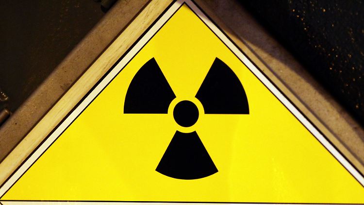 Radioaktives Radon kann durch kleinste Ritzen, Fugen, Risse und Spalten in Gebäude eindringen.