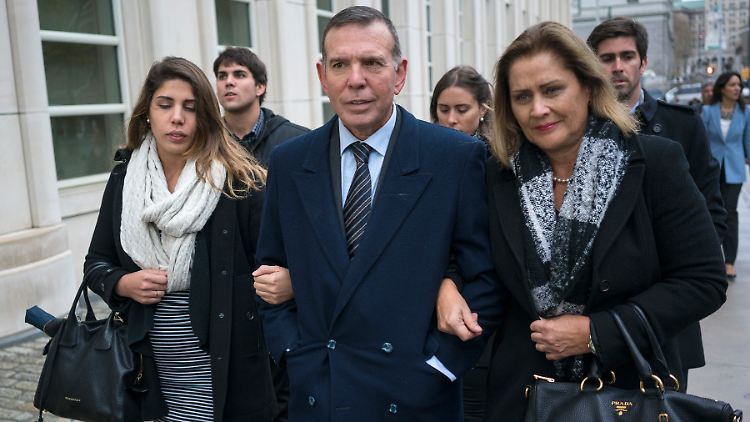 Juan Angel Napout, früherer Fifa-Vizepräsident sowie Ex-Präsident von Paragay, soll unter dem Spitznamen "Honda" fungiert haben.