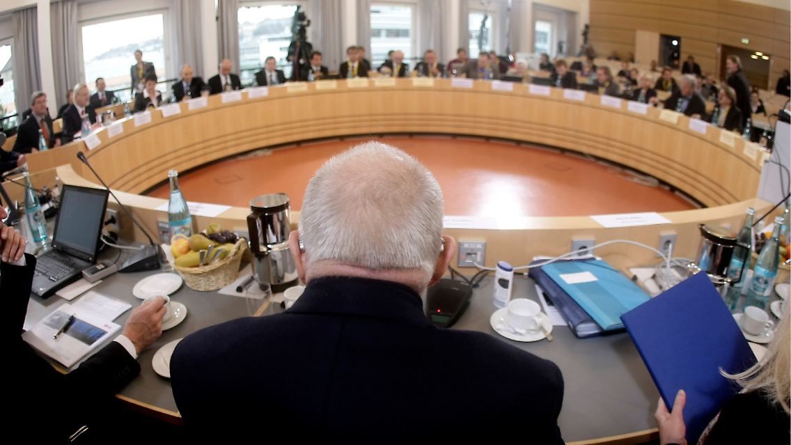 Keine leichte Aufgabe: Heiner Geißler will kommende Woche seinen Schlichterspruch formulieren.
