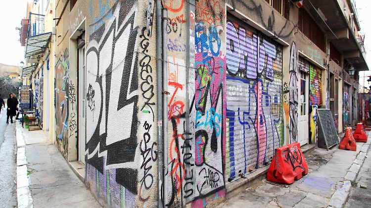 Die Behörden in Athen lassen die Künstler gewähren.