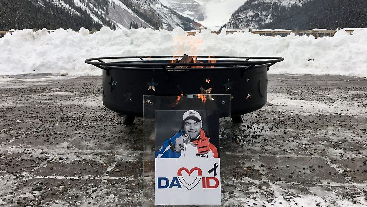 Der Tod von David Poisson hat die Weltcup-Szene geschockt. In Lake Louise gedenken Fahrer und Betreuer dem französischen Abfahrer.