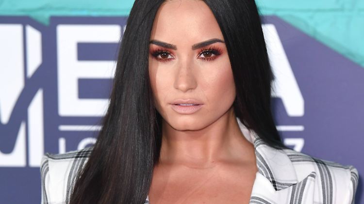 Will Demi Lovato heiraten - oder eine neue Single verkaufen?