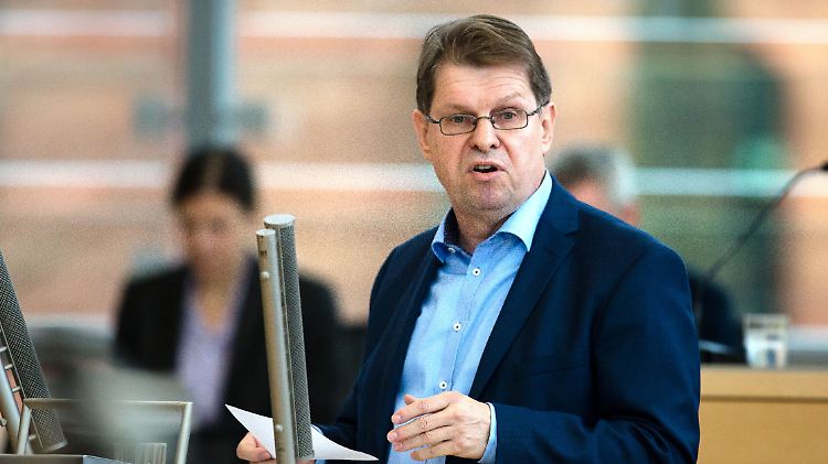 Ralf Stegner will das Modell der Minderheitsregierung prüfen.