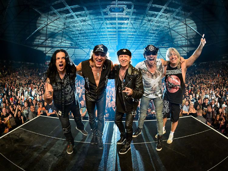 Mittlerweile ist Ex-Motörhead-Drummer Mikkey Dee (r.) zu den Scorpions gestoßen.