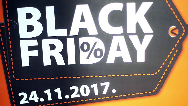 Nicht alles, was am "Black Friday" als Schnäppchen angepriesen wird, ist auch eins. Man muss schon genau hinsehen und vergleichen, um wirklich zu sparen.