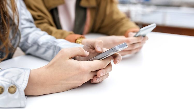 Noch sind die Mobilfunknetze von Telekom und Vodafone deutlich besser als das von O2.