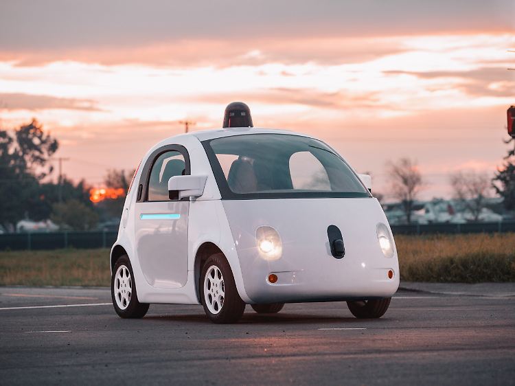 Prototyp des "Self-driving vehicle" von Google: Neue Technologien sollen dafür sorgen, dass wir mehr Zeit für die wichtigen Dinge im Leben haben.