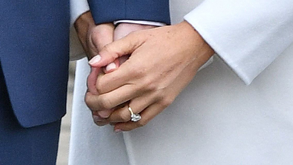 Den Verlobungsring hat Prinz Harry selbst entworfen.