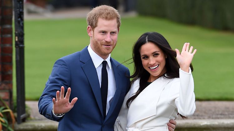Sehr verliebt: Harry mit seiner Meghan. 
