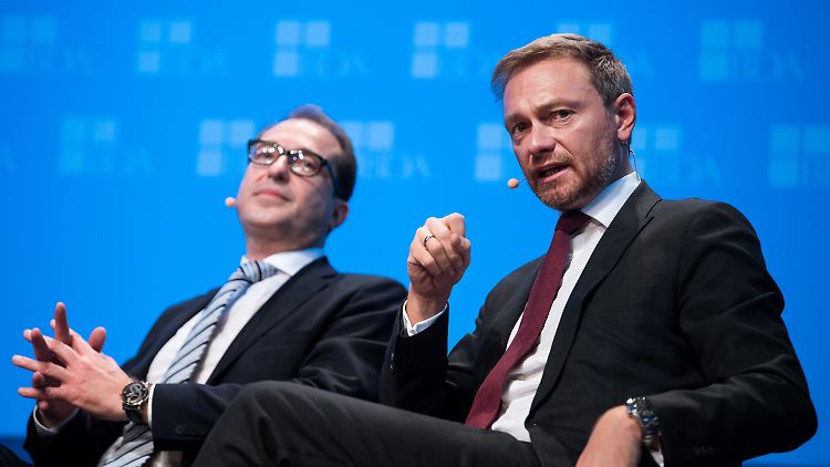 Christian Lindner hält der SPD vor, sich zu früh gegen eine Große Koalition entschieden zu haben.