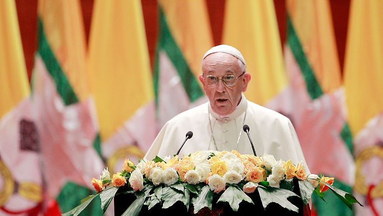 Der Papst wird dafür kritisiert, nicht explizit auf den Rohingya-Konflikt einzugehen.