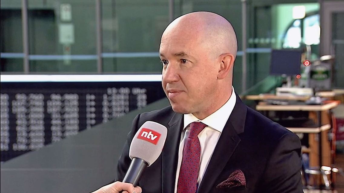 ITVSchillingDax.jpg