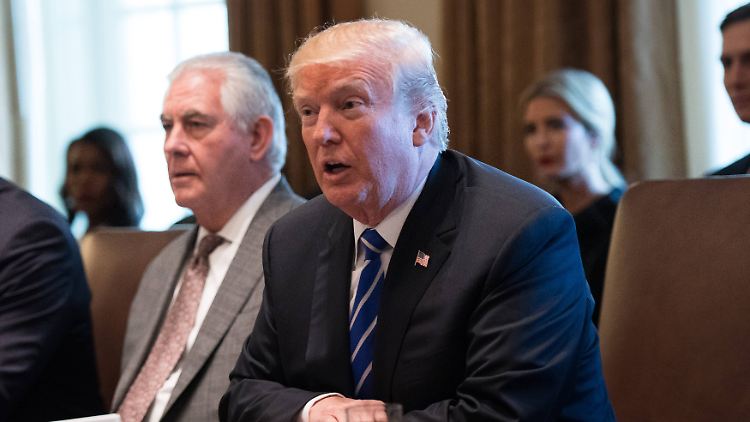 Donald Trump hält wohl an Rex Tillerson fest.