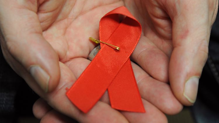 Eine Million Menschen starben laut UNAids im Jahr 2016 an der Immunschwächekrankheit Aids.