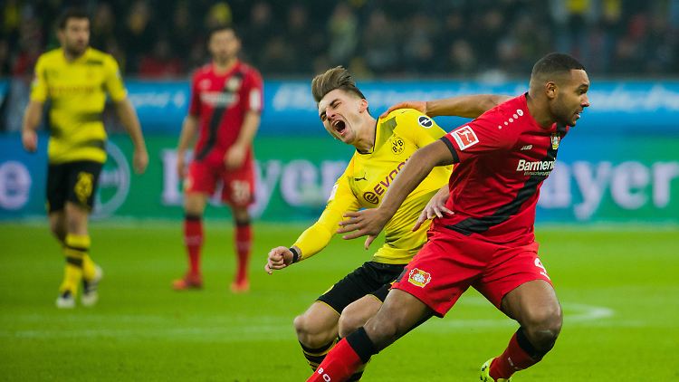 Für BVB-Angreifer Maximilian Philipp war das Gastspiel in Leverkusen schon nach acht Minuten beendet.