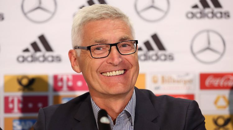 Schiedsrichter-Chef Lutz Michael Fröhlich: "Der Video-Assistent ist auf einem guten Weg".