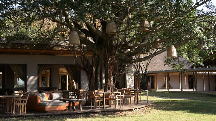 Sozial nachhaltig: In der "Kichwa Tembo Lodge" am Rande der Masai Mara kommen rund 60 Prozent der Lodge-Mitarbeiter aus den umliegenden Massai-Gemeinden.
