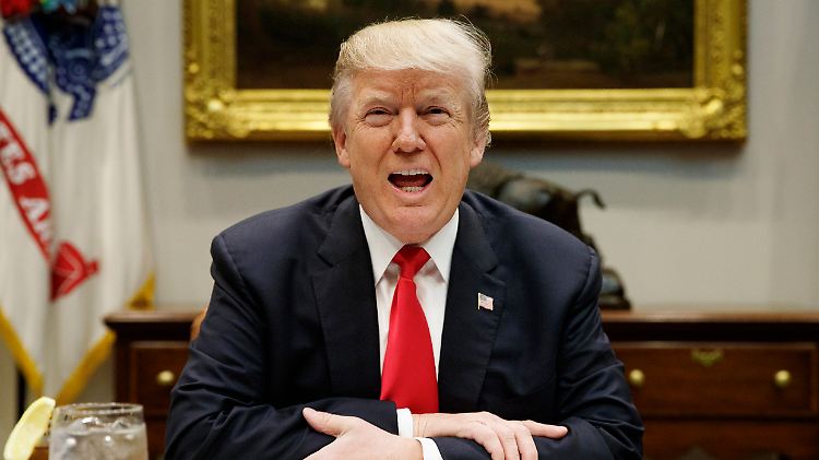 Donald Trump soll bei der Deutschen Bank Schulden von mindestens 130 Millionen Dollar haben.