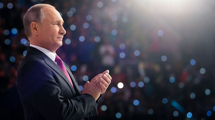 Seit 2002 wird Russland von Wladimir Putin geführt. 