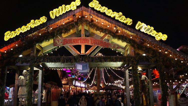 Das "Bavarian Village" auf dem Weihnachtsmarkt im Londoner Hyde Park.