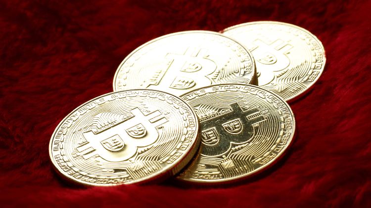 Keine Zentralbank, keine Münzprägeanstalt: Der Kurs des Bitcoin bleibt dem freien Spiel der Marktkräfte voll ausgesetzt.