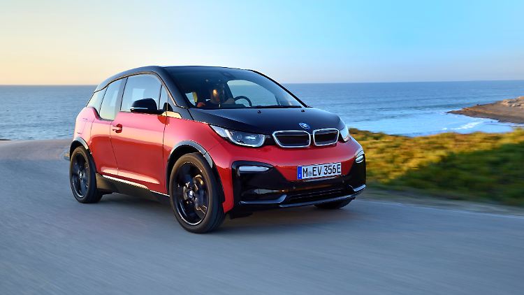 In 6,9 Sekunden beschleunigt der BMW i3s aus dem Stand auf Tempo 100.