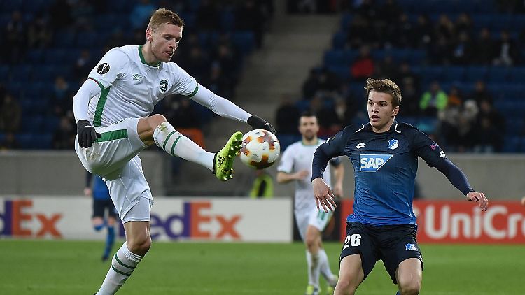 Igor Plastun (Ludogorets Rasgrad, l.) und David Otto (TSG 1899 Hoffenheim)