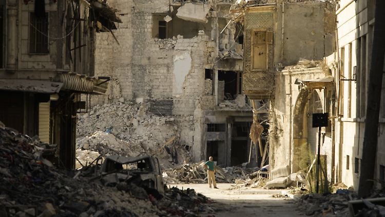 Abschiebungen in die Krisenzone:  "Wir sind optimistisch, dass sich die Lage in Syrien verbessert."