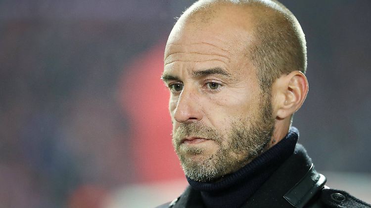 Scholl ist der Meinung, der deutsche Fußball fahre gegen die Wand.