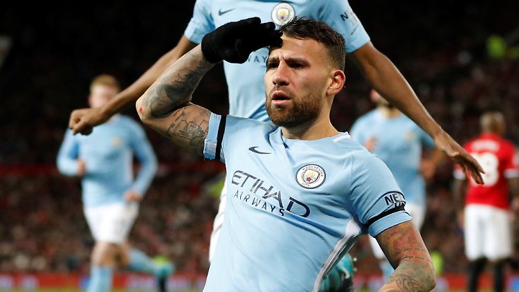 So sehen Sieger aus: Nicolas Otamendi erzielte den Siegtreffer für City.