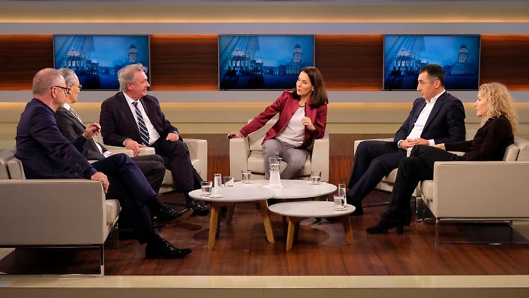 Wills Gäste, von links nach rechts: Stefan Niemann, Michael Wolffsohn, Jean Asselborn, Cem Özdemir, Irene Dische.