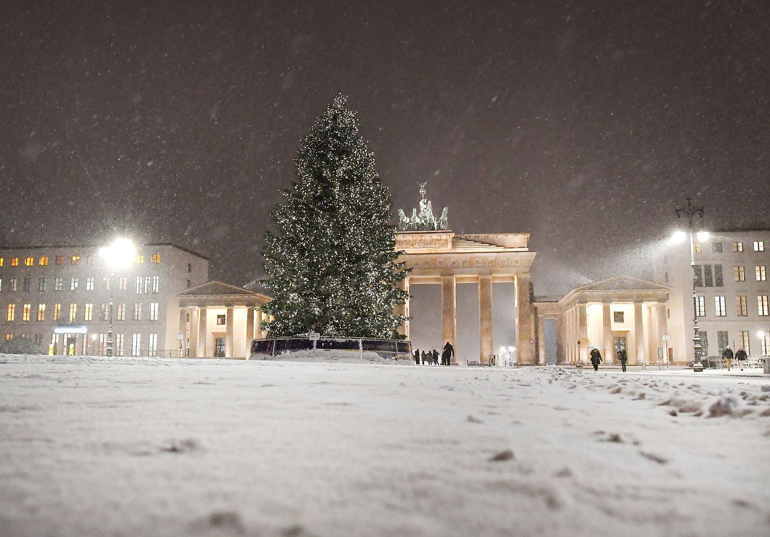 Der Winter ist in Deutschland angekommen: Ob in Berlin, ...