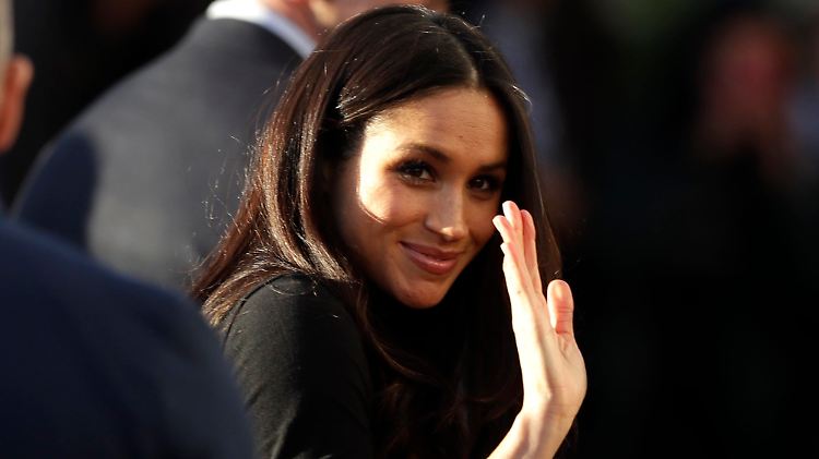 Meghan Markle, die Yoga-Prinzessin.