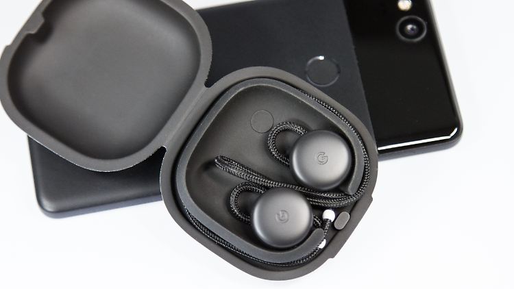 Ohne Case kann man die Pixel Buds nicht koppeln.