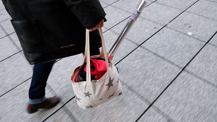"Wiederverwendbare Taschen liegen im Trend", meint dm-Geschäftsführer Christoph Werner.